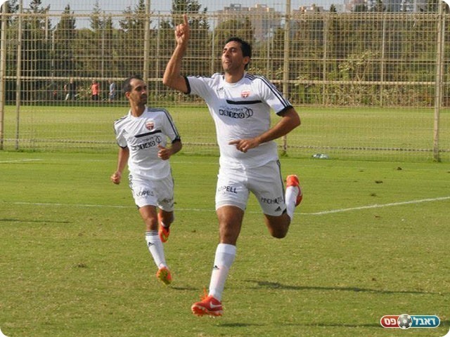 שגיא חייט כובש את השער במשחק הגביע (דף הפייסבוק הרשמי של הקבוצה)